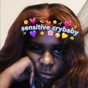 Meet your Posher, Simone